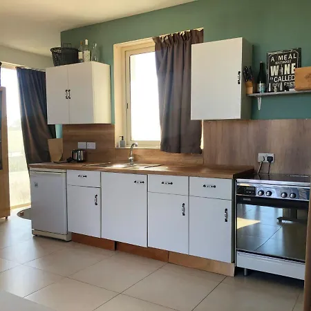 Penthouse In Kappara Apartment *